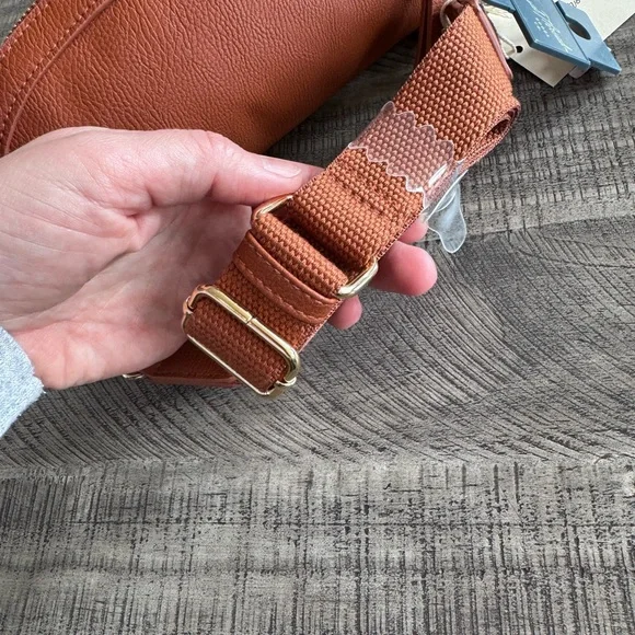 Universal Thread straw belt bag - Picture 2 of 4